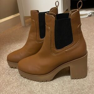 Chinese laundry heeled booties